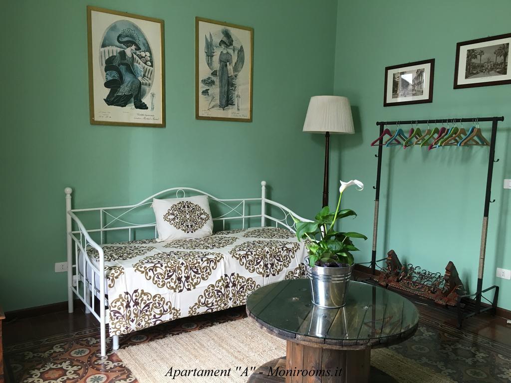 Moni Rooms Giarre Exterior foto