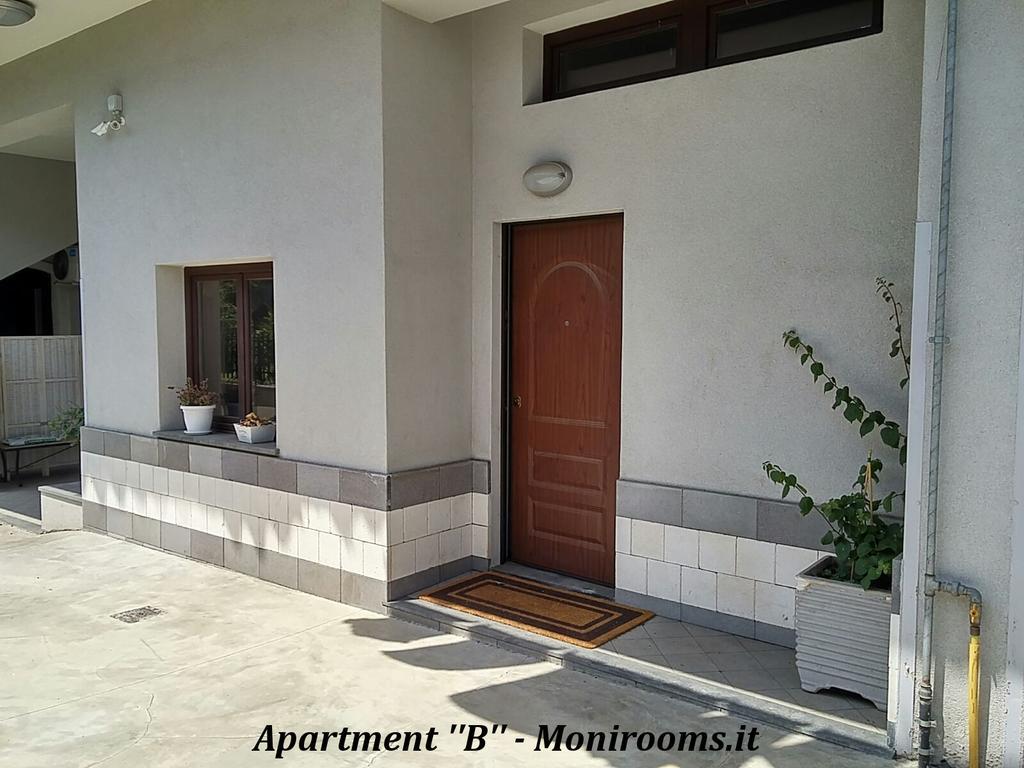 Moni Rooms Giarre Exterior foto