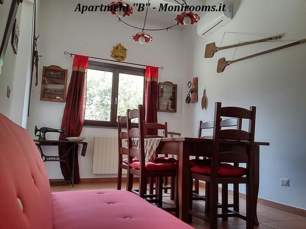 Moni Rooms Giarre Exterior foto