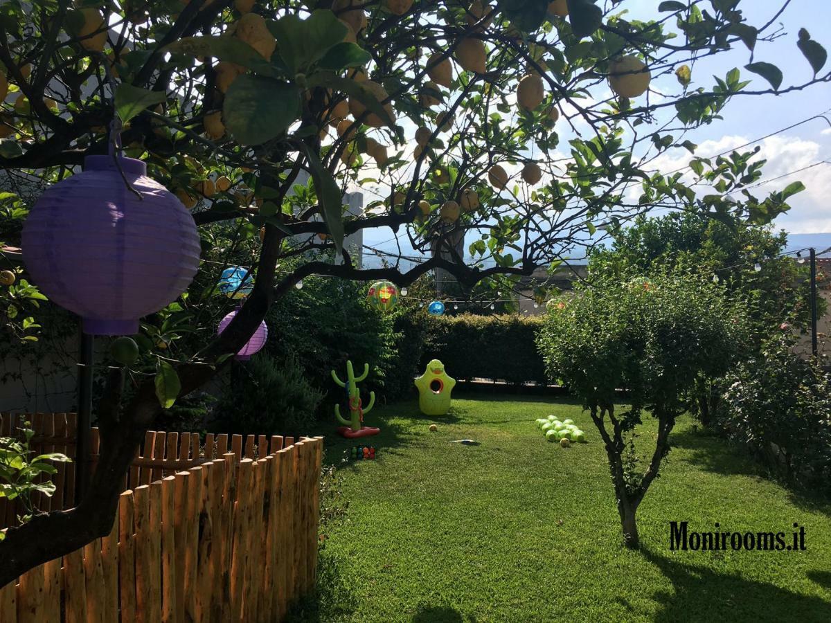 Moni Rooms Giarre Exterior foto