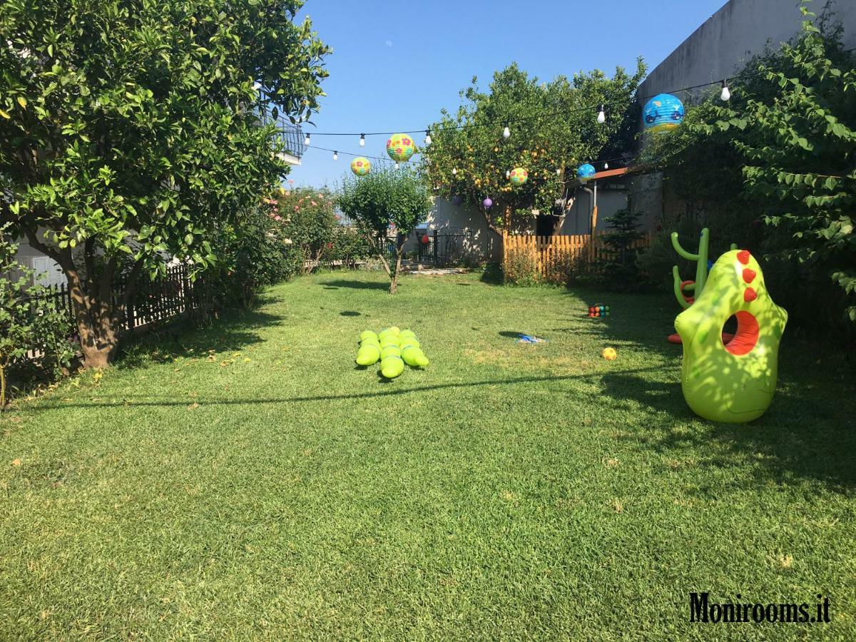 Moni Rooms Giarre Exterior foto