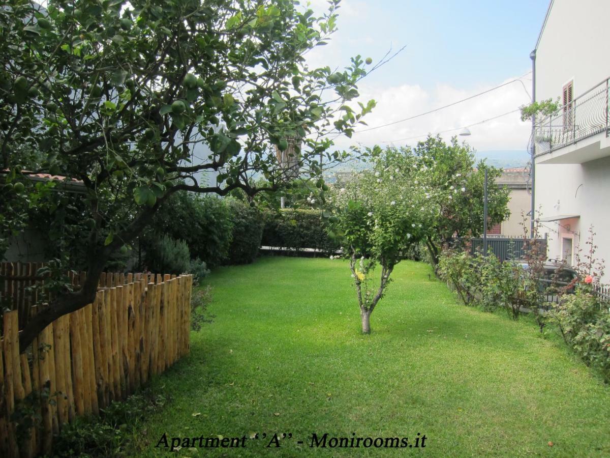 Moni Rooms Giarre Exterior foto