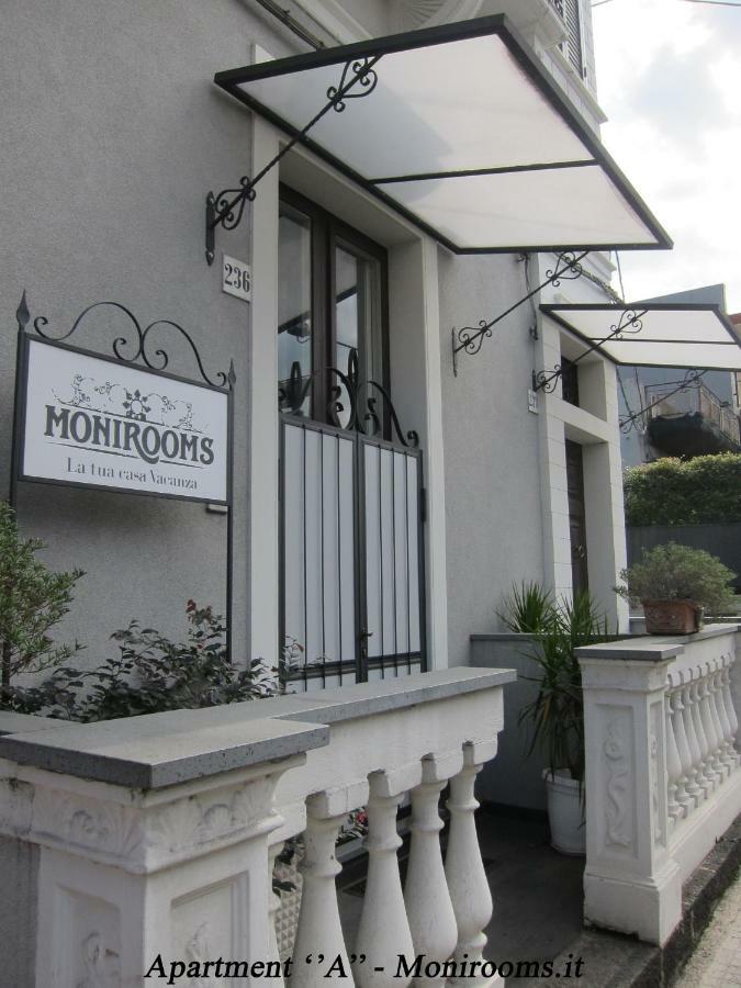Moni Rooms Giarre Exterior foto