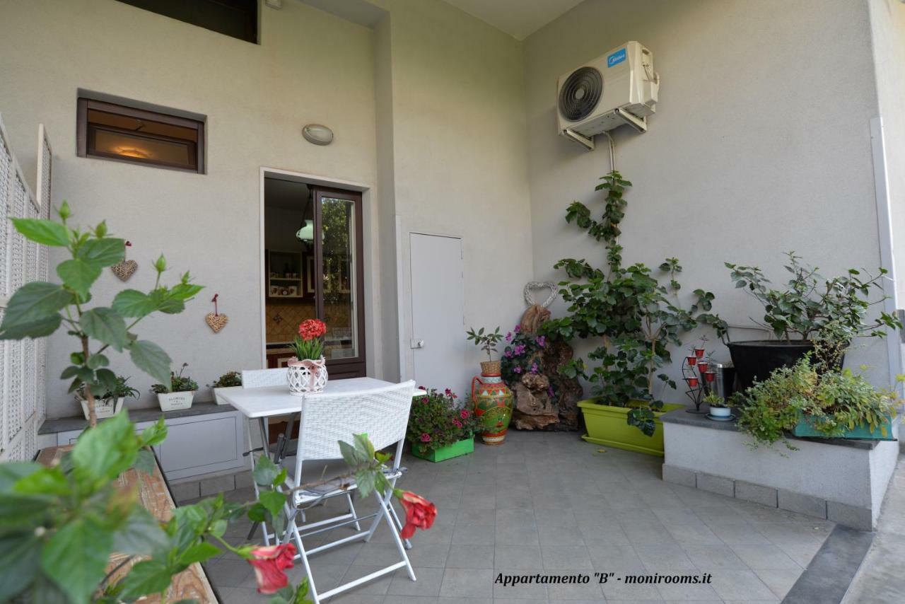 Moni Rooms Giarre Exterior foto