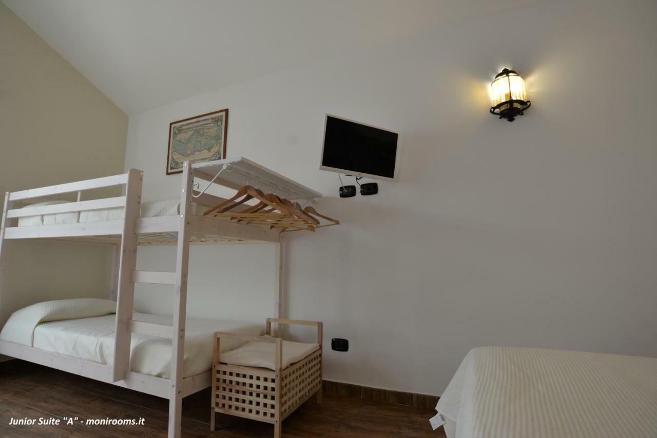 Moni Rooms Giarre Exterior foto