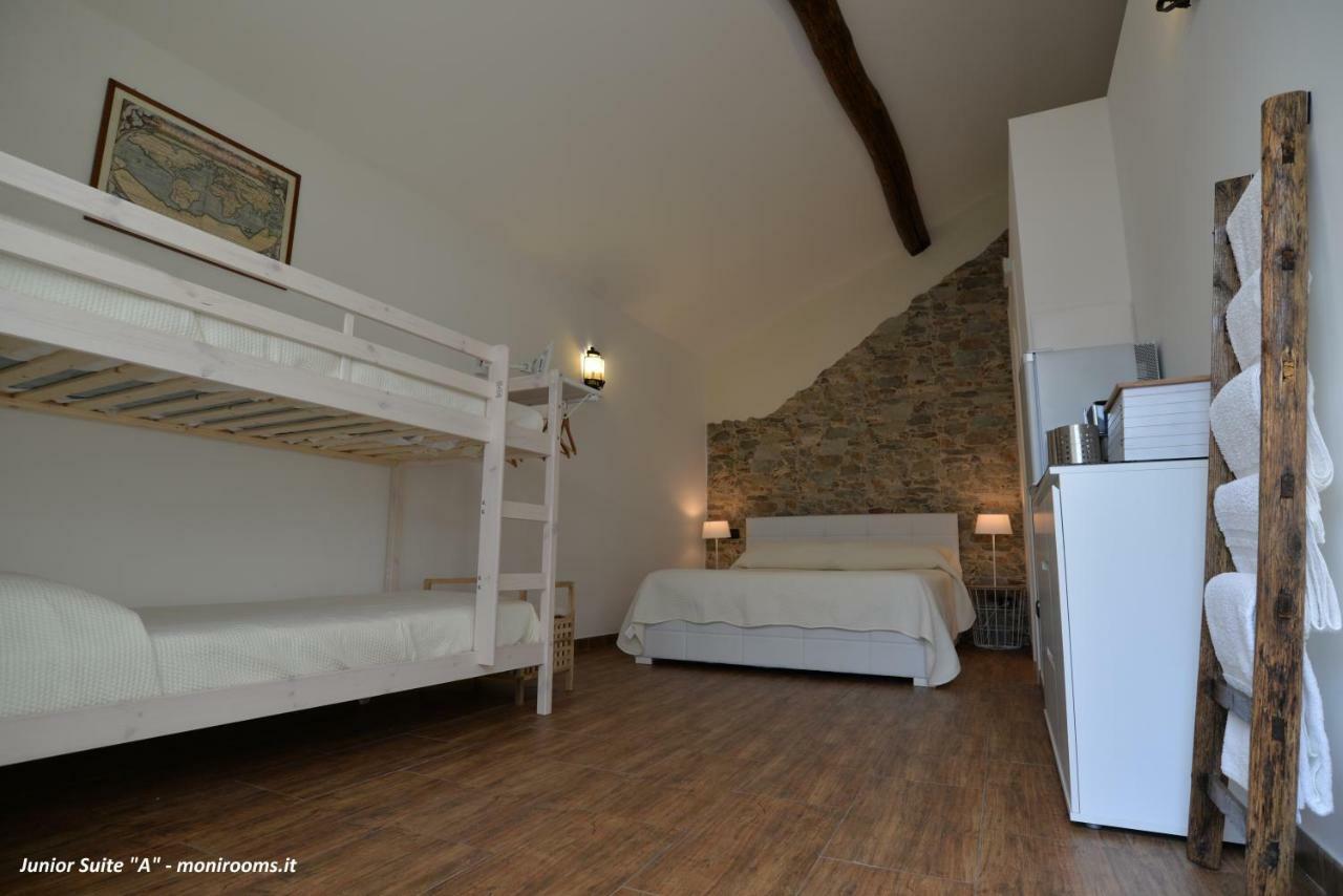 Moni Rooms Giarre Exterior foto